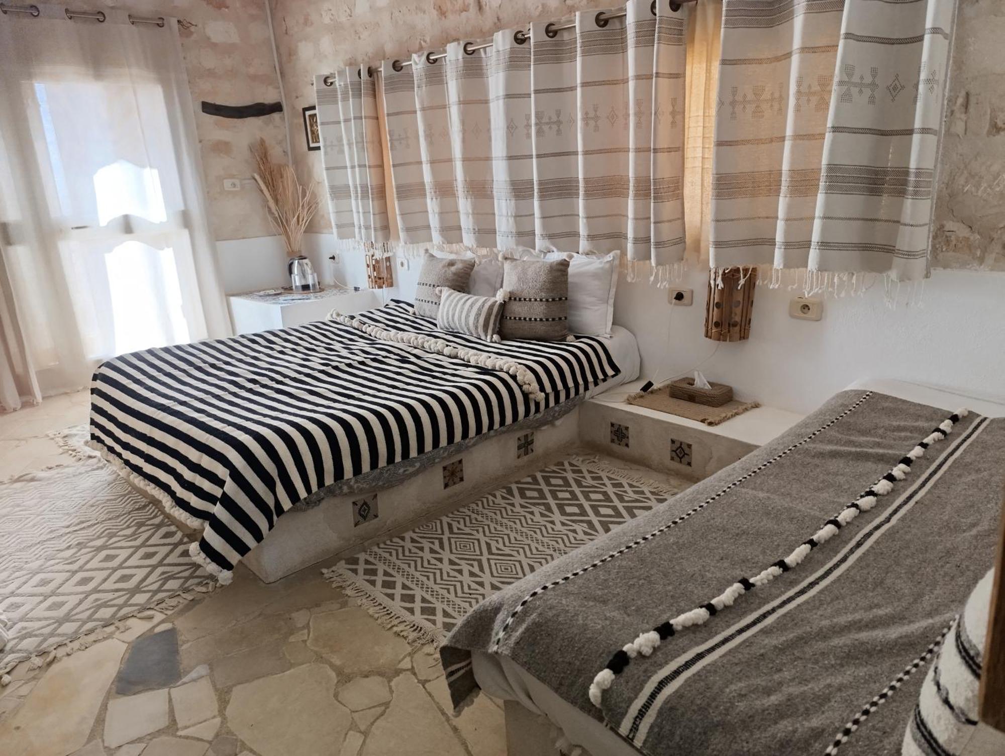 Hotel Dar Ayed Tamezret Tamazrat Exterior foto