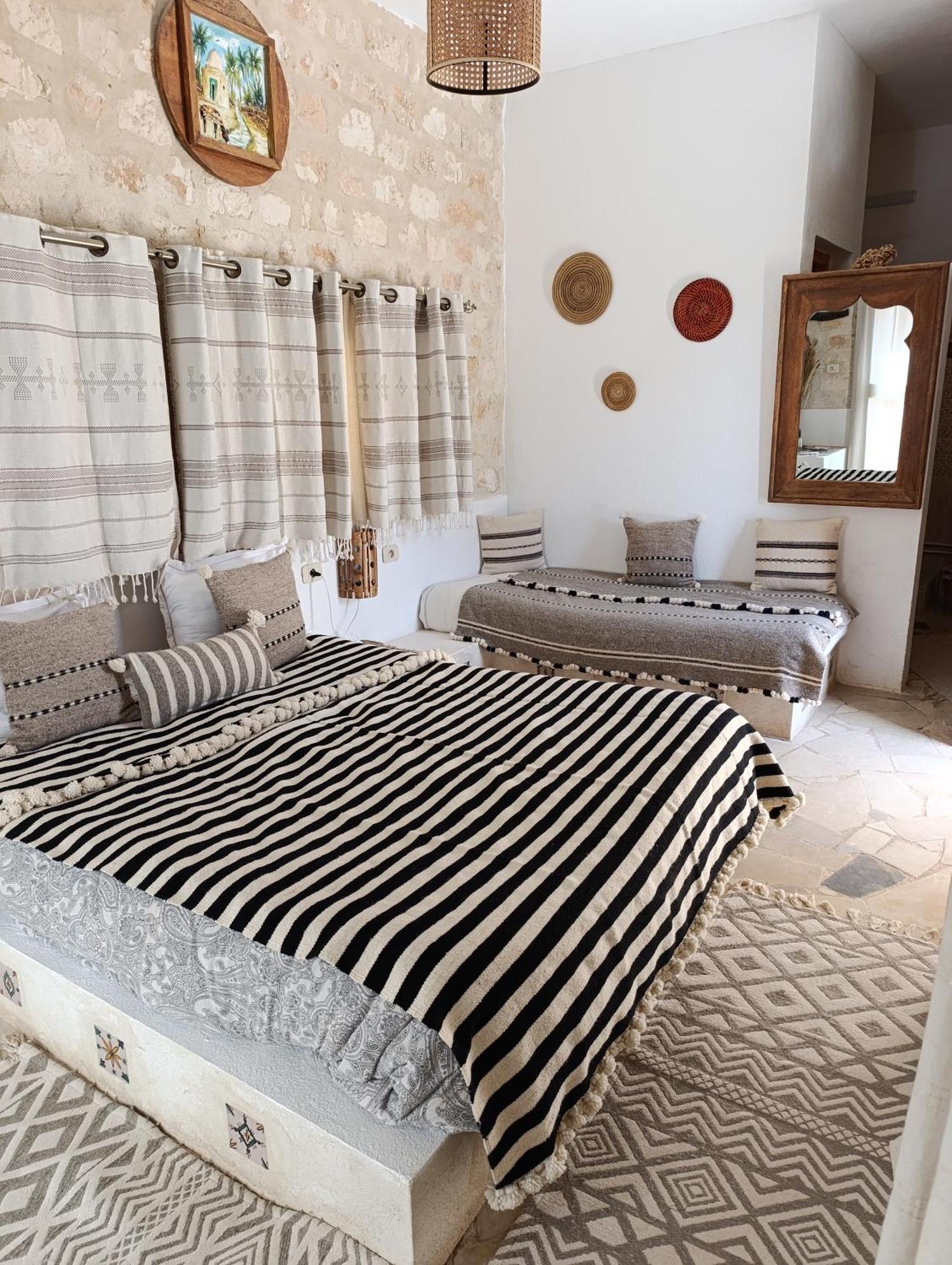 Hotel Dar Ayed Tamezret Tamazrat Exterior foto